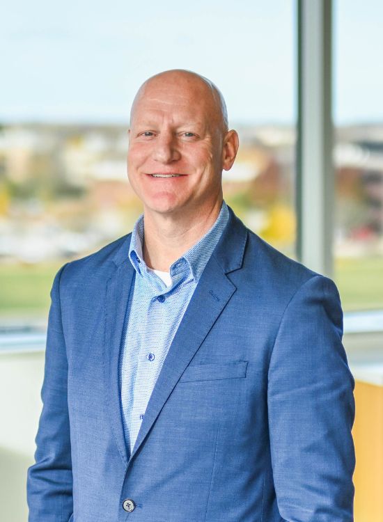 Timothy Mackay Headshot 2025